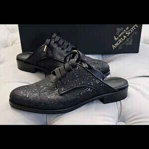 The Office of Angela Scott Mr. Winnie Black Slides Mule Oxford Womens Shoes 37.5